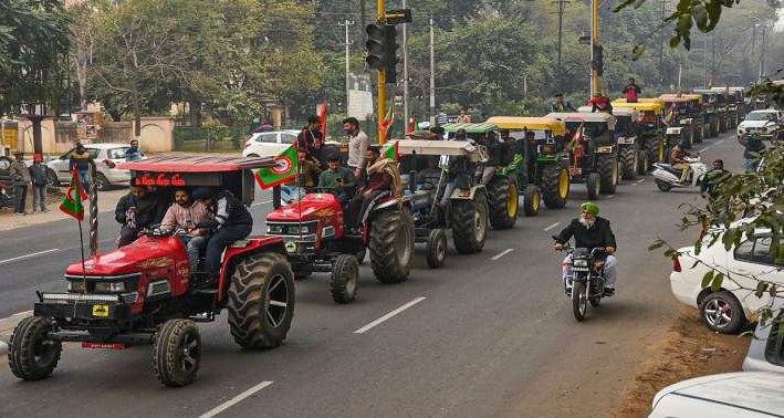 Farmers' stir: Delhi on toes as 15,000 tractors to enter capital on Republic Day, security tightened